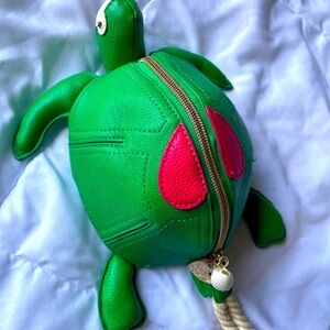Betsey Johnson turtle purse